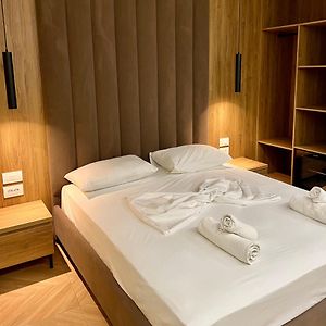 Deluxe Zimmer mit Kingsize-Bett